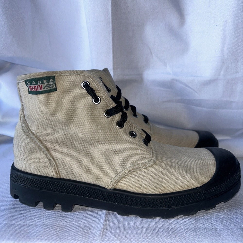 Vintage 90 Canvas Sabra Negev Vegan Rubber Beige & Black Lace Up Dessert Boot 42